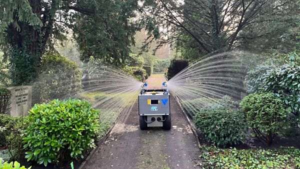 Gießroboter Rainos in Aktion