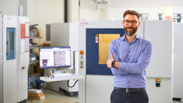 Projektleiter Kai Morgener vor CA20-Lab